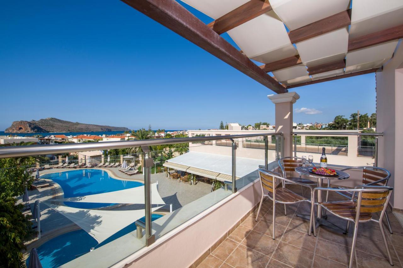 Isida Hotel Agia Marina Bagian luar foto